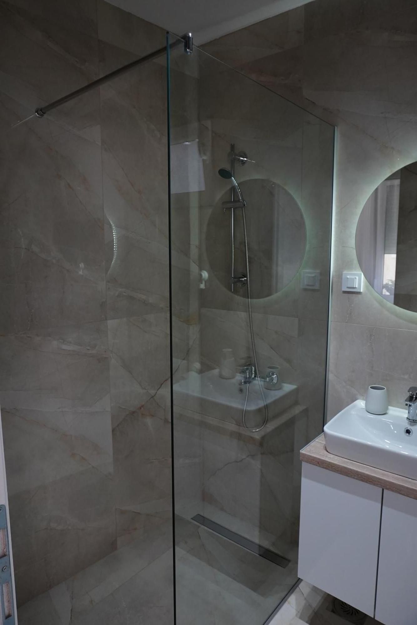 "Handmade" Apartment Ni Dış mekan fotoğraf